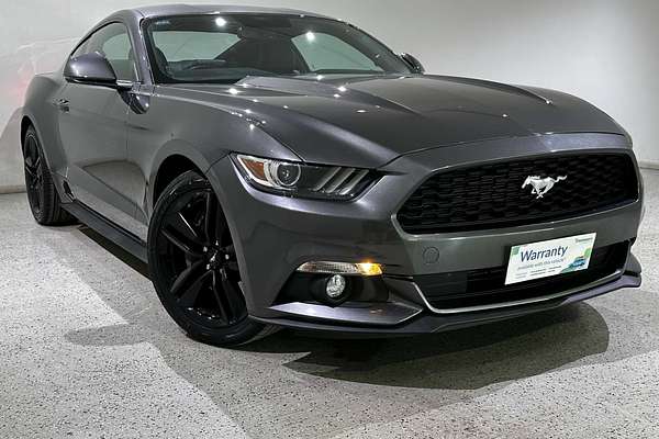 2017 Ford Mustang  FM
