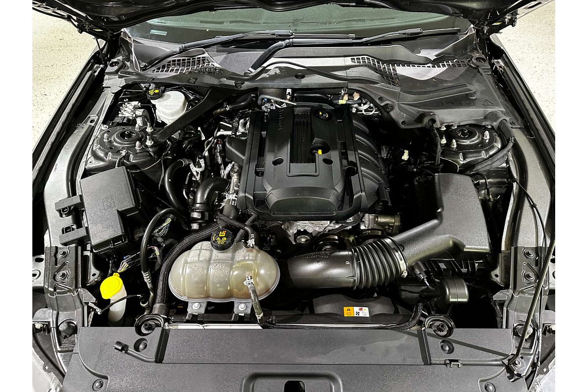 2017 Ford Mustang  FM