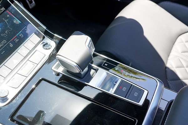 2024 Audi Q7 50 TDI S line 4M