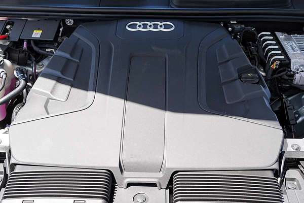 2024 Audi Q7 50 TDI S line 4M