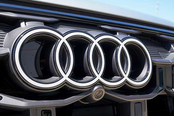 2024 Audi Q7 50 TDI S line 4M