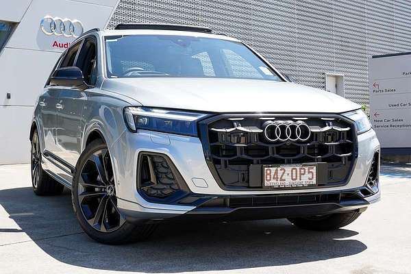 2024 Audi Q7 50 TDI S line 4M