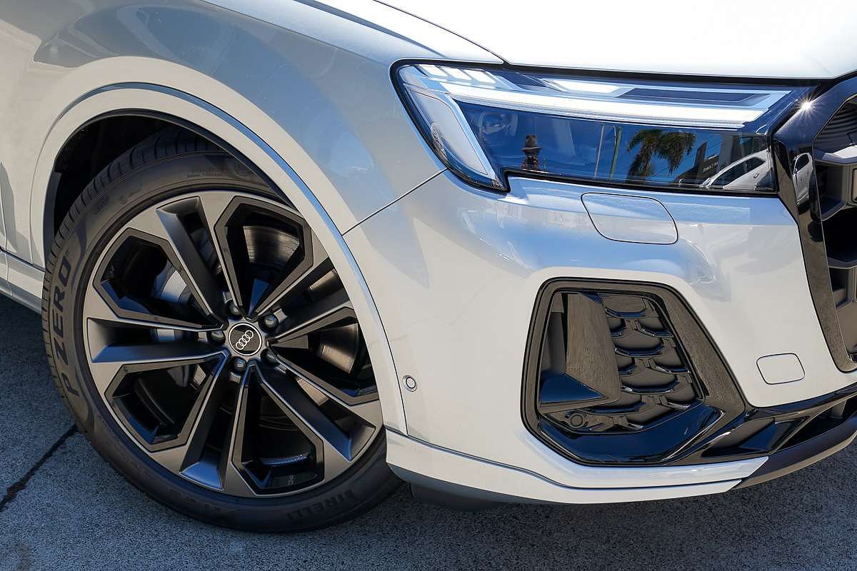 2024 Audi Q7 50 TDI S line 4M