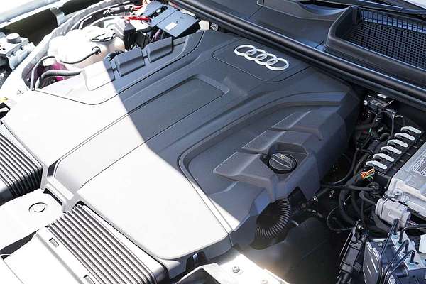 2024 Audi Q7 50 TDI S line 4M