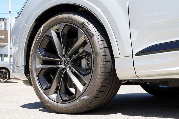 2024 Audi Q7 50 TDI S line 4M