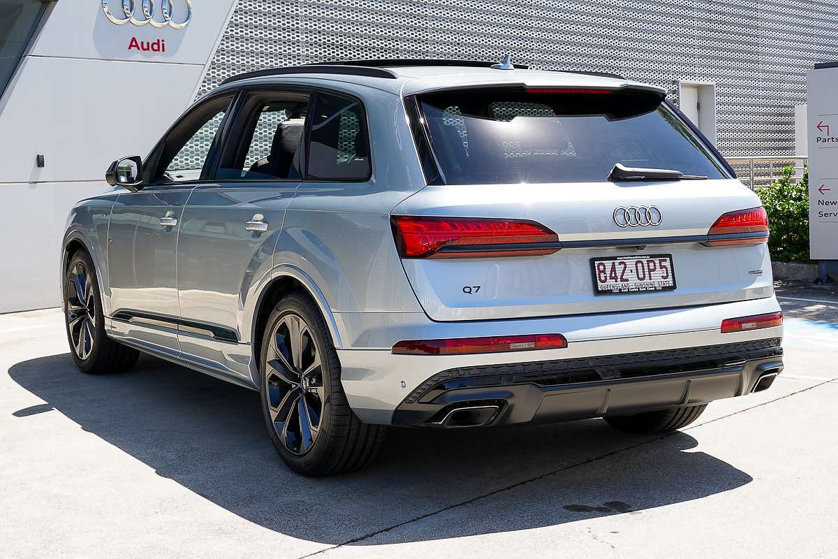 2024 Audi Q7 50 TDI S line 4M
