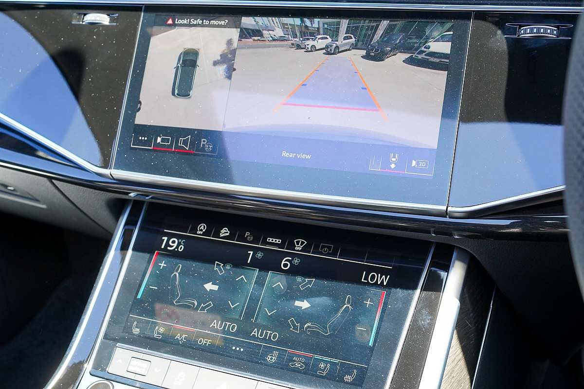 2024 Audi Q7 50 TDI S line 4M