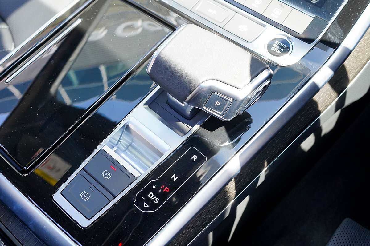 2024 Audi Q7 50 TDI S line 4M