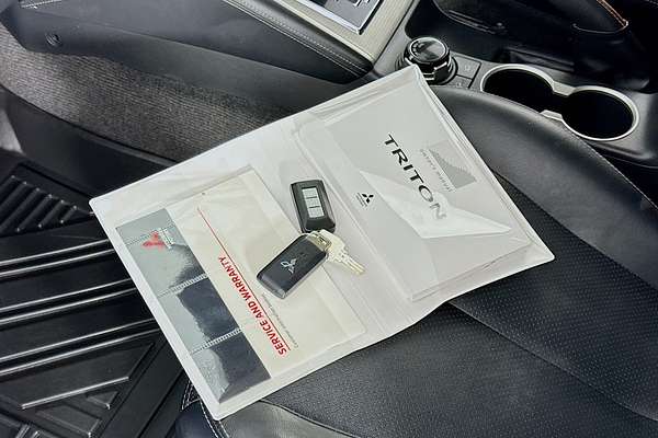 2020 Mitsubishi Triton GSR MR 4X4