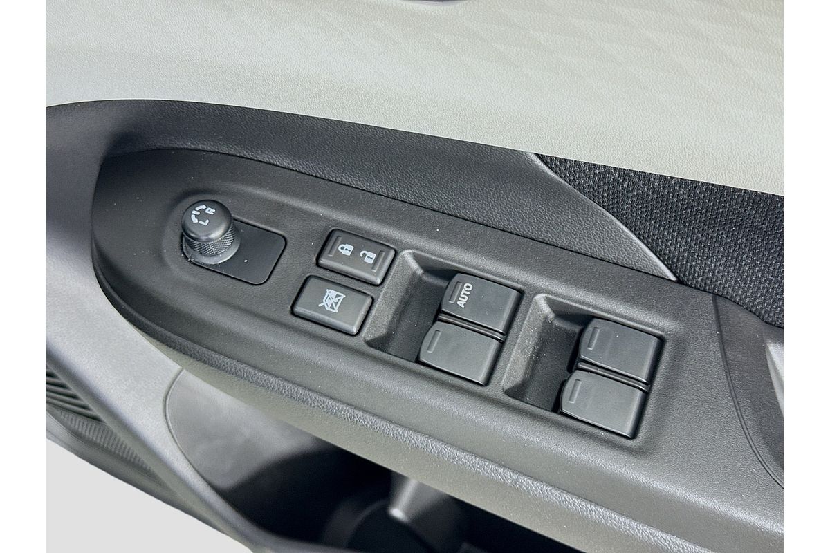 2025 Suzuki Swift Hybrid Plus UZ