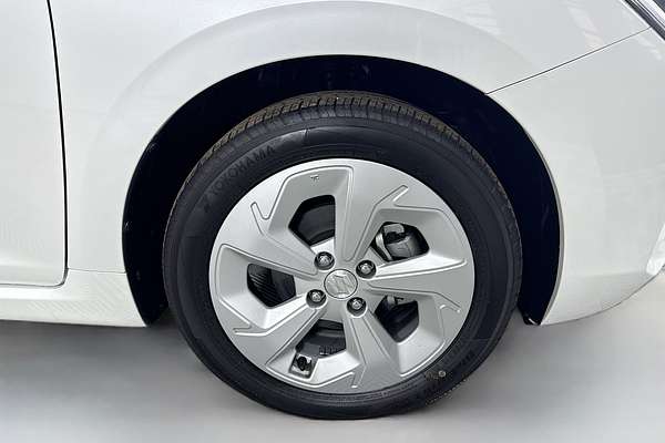 2025 Suzuki Swift Hybrid Plus UZ