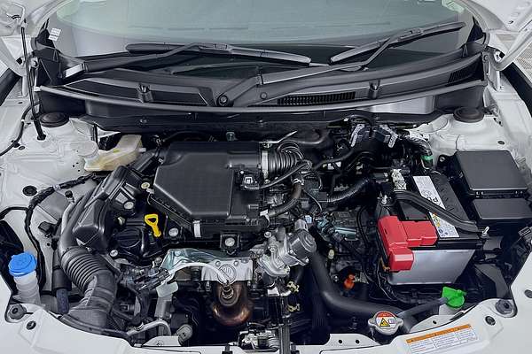 2025 Suzuki Swift Hybrid Plus UZ