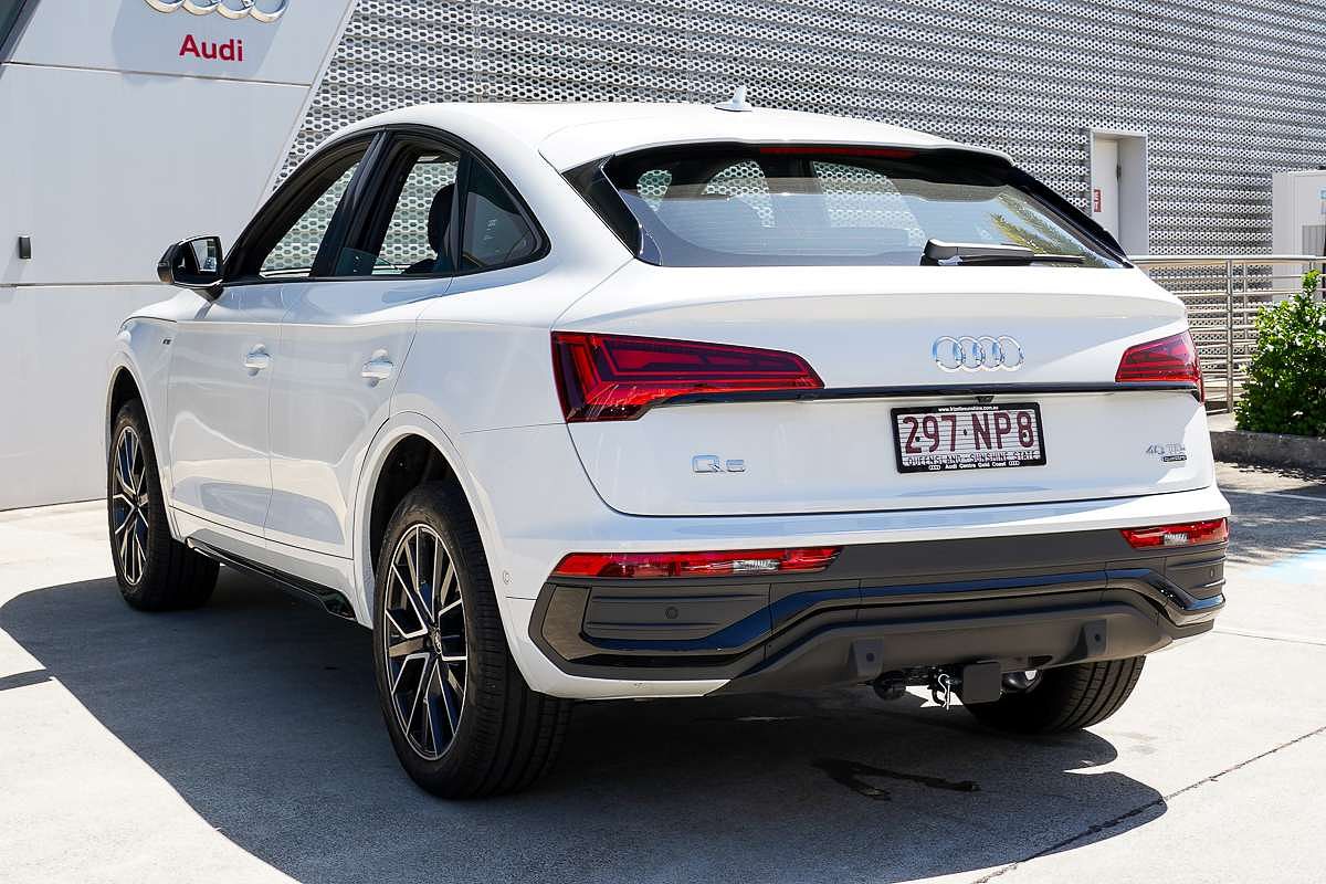 2024 Audi Q5 40 TDI S line FY