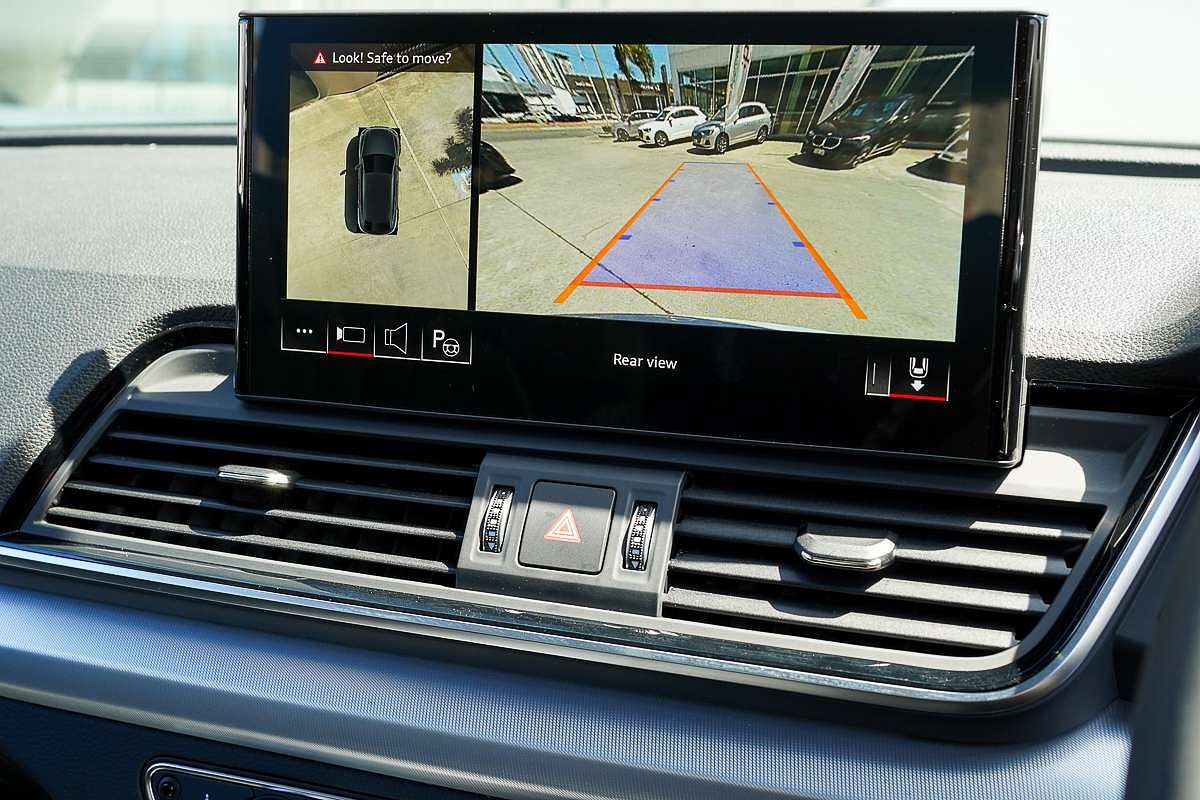 2024 Audi Q5 40 TDI S line FY