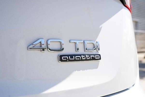 2024 Audi Q5 40 TDI S line FY