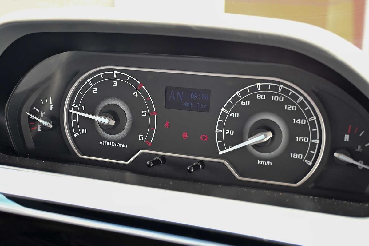 2024 LDV V80 SWB Low Roof