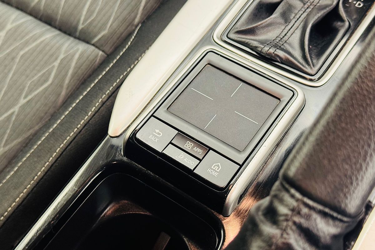 2019 Mitsubishi Eclipse Cross ES YA