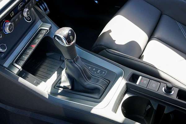 2025 Audi Q3 40 TFSI S line F3