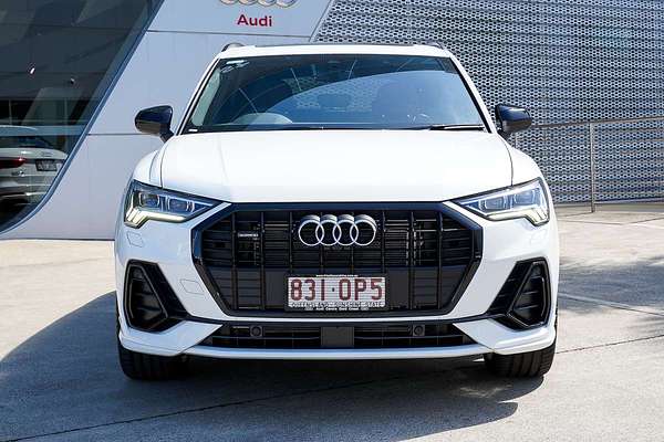 2025 Audi Q3 40 TFSI S line F3