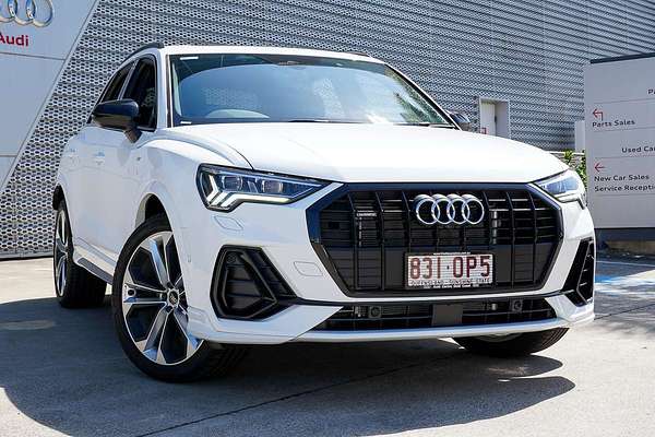 2025 Audi Q3 40 TFSI S line F3