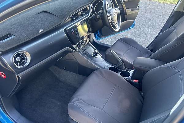 2018 Toyota Corolla Hybrid ZWE186R