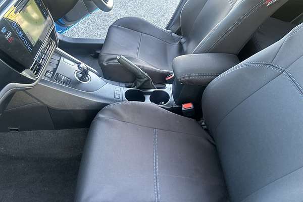 2018 Toyota Corolla Hybrid ZWE186R