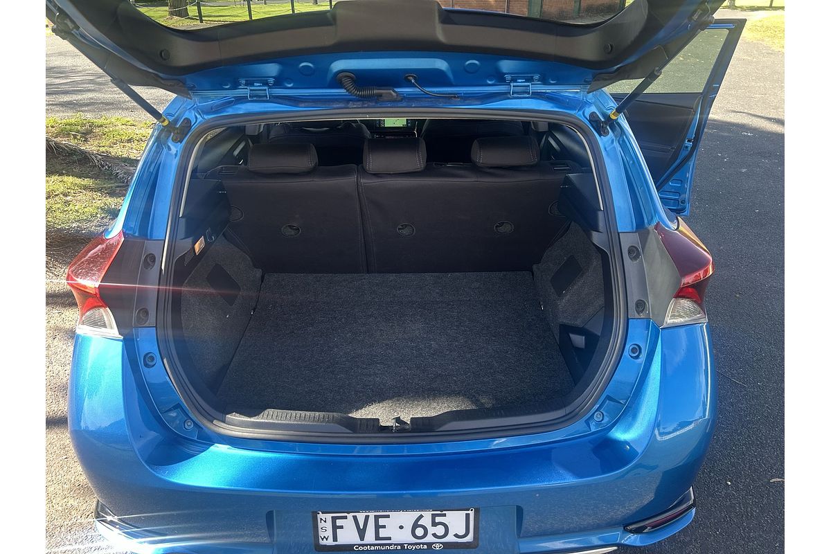 2018 Toyota Corolla Hybrid ZWE186R