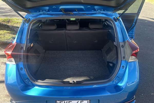 2018 Toyota Corolla Hybrid ZWE186R