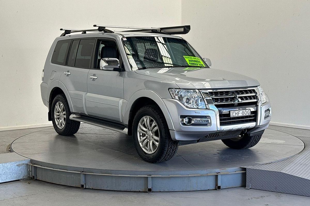 2017 Mitsubishi Pajero GLS NX