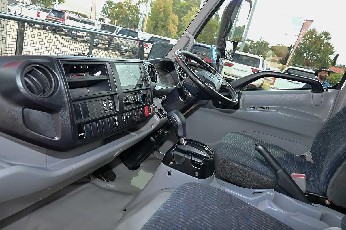 2020 Hino 300 Series 616