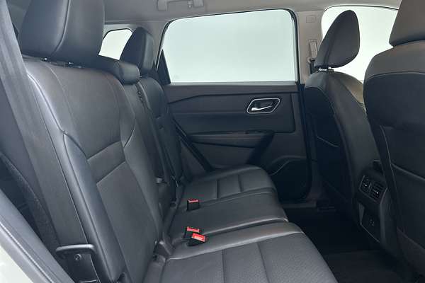 2023 Nissan X-TRAIL ST-L T33