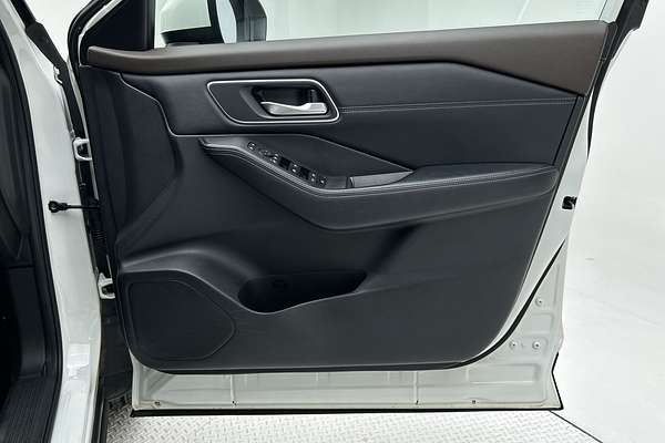 2023 Nissan X-TRAIL ST-L T33