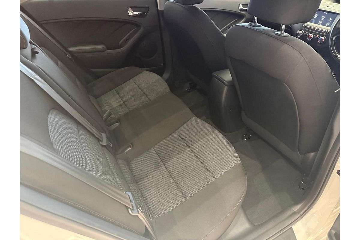 2017 Kia Cerato Sport YD