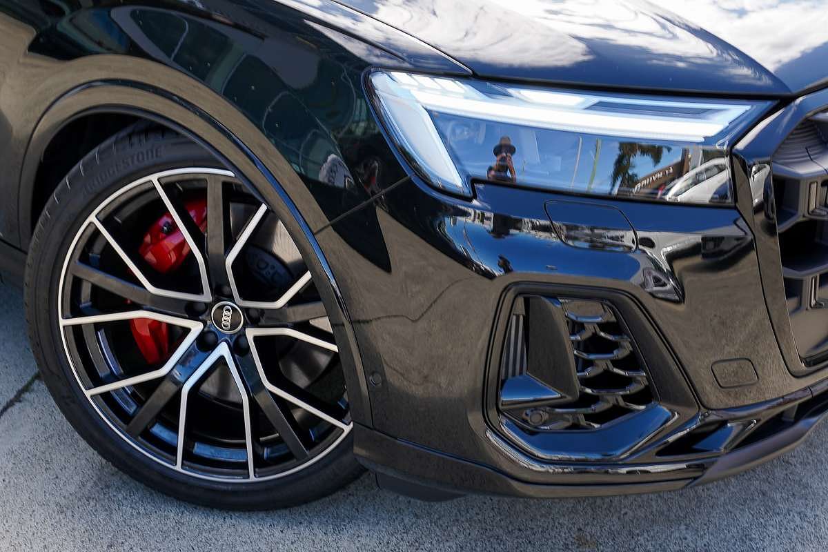 2024 Audi SQ7 TFSI 4M