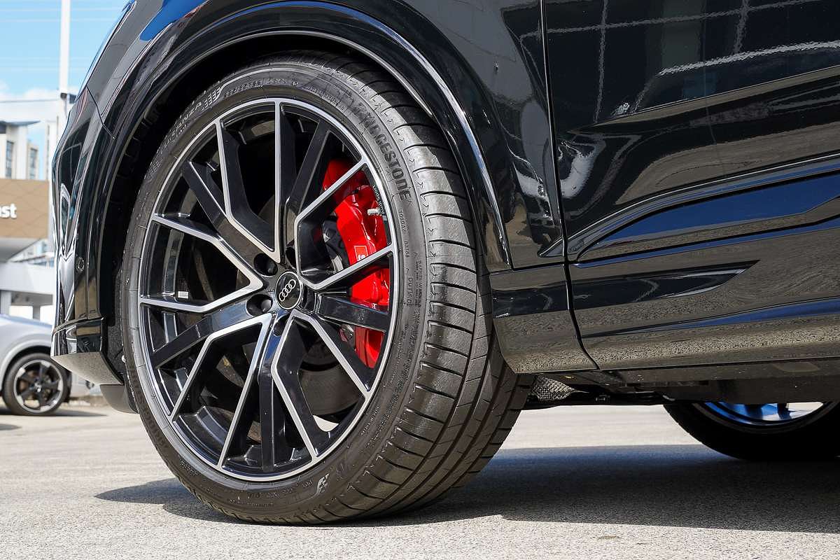 2024 Audi SQ7 TFSI 4M