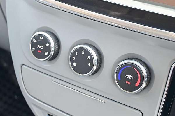 2024 LDV V80 SWB Low Roof