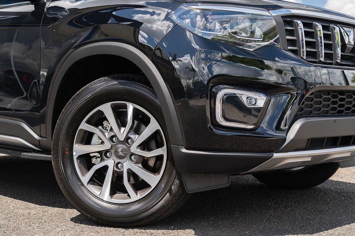 2025 Mahindra Scorpio Z8L