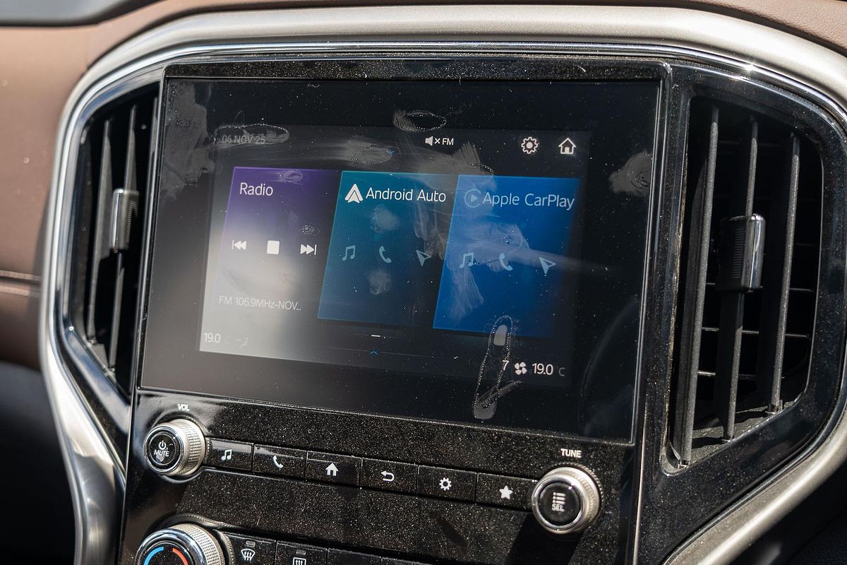 2025 Mahindra Scorpio Z8L