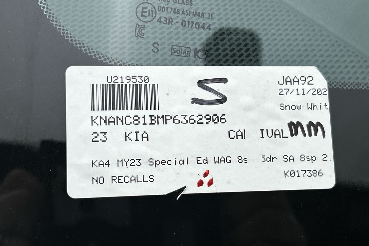 2023 Kia Carnival Special Edition KA4