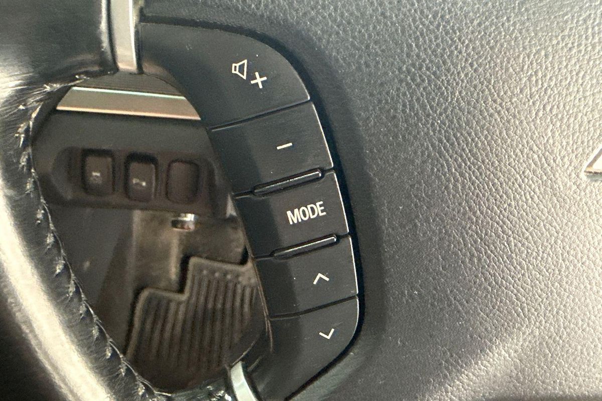 2017 Mitsubishi Pajero GLS NX