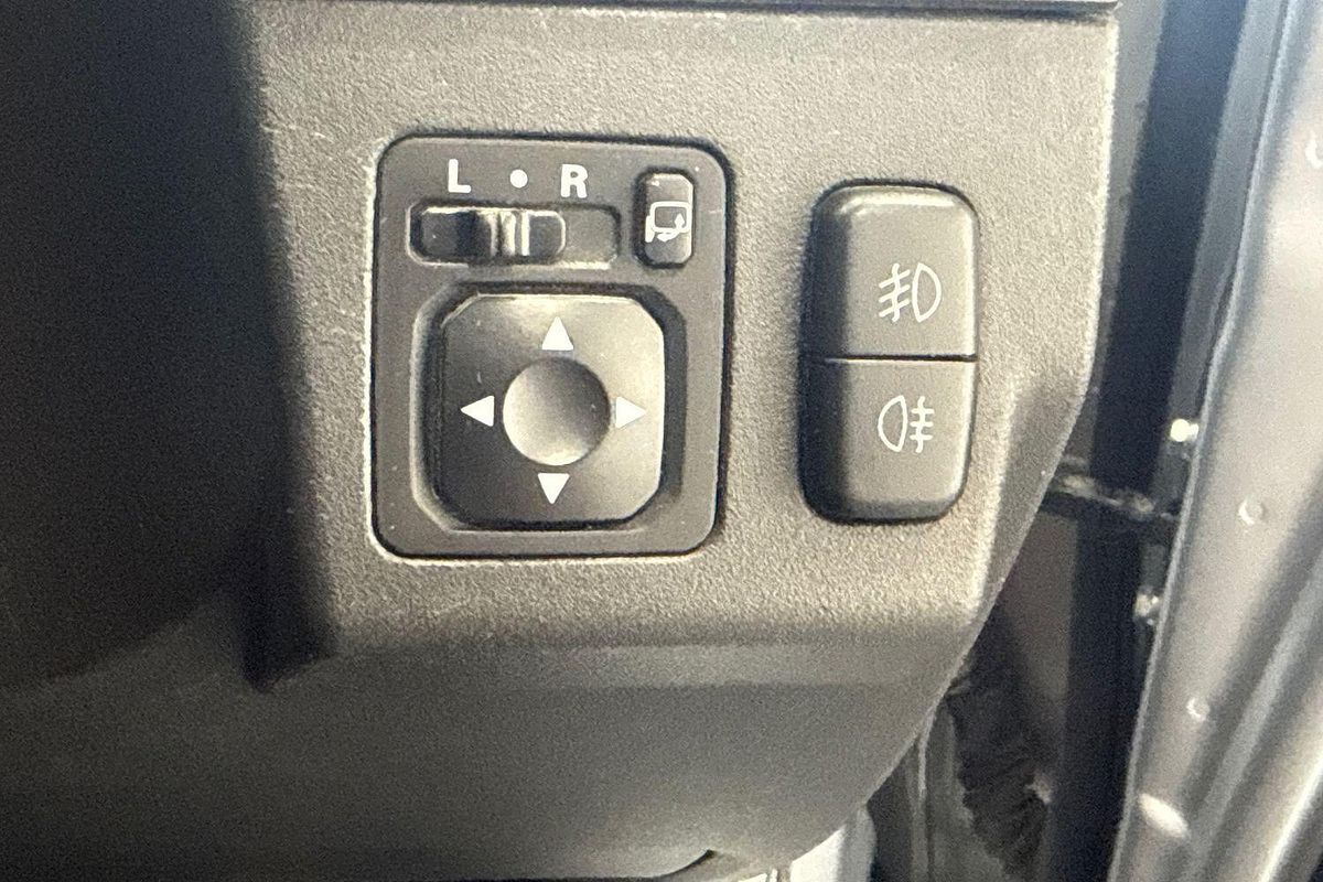 2017 Mitsubishi Pajero GLS NX