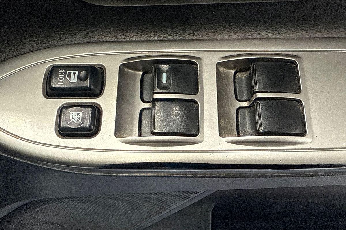 2017 Mitsubishi Pajero GLS NX