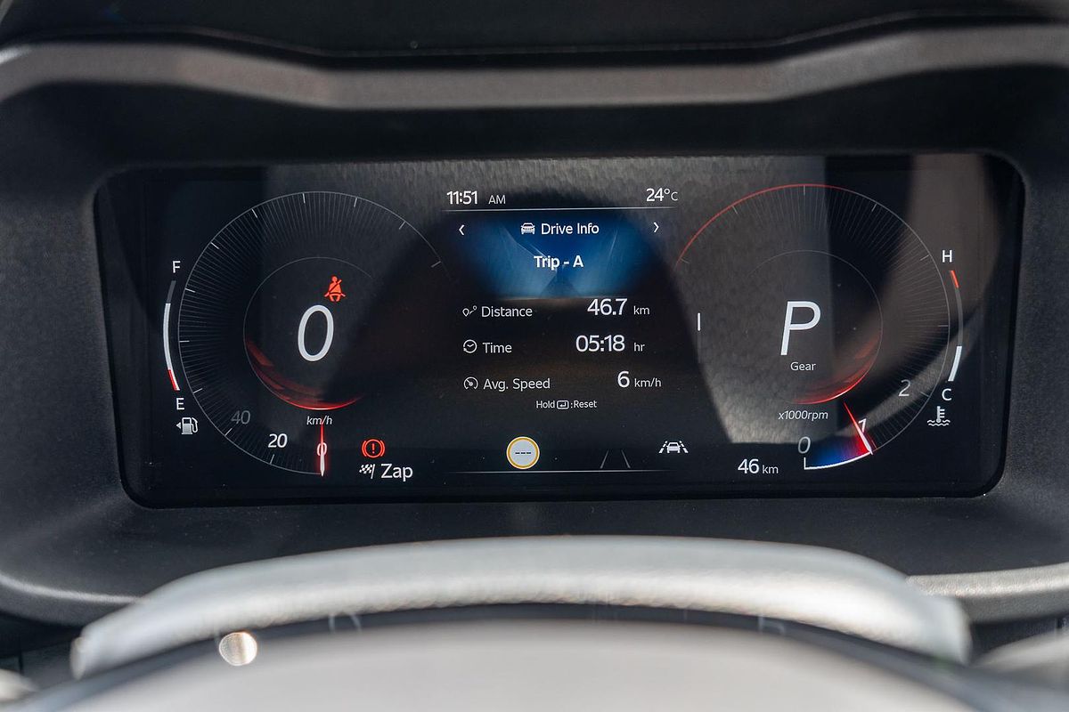 2025 Mahindra XUV3XO AX7L