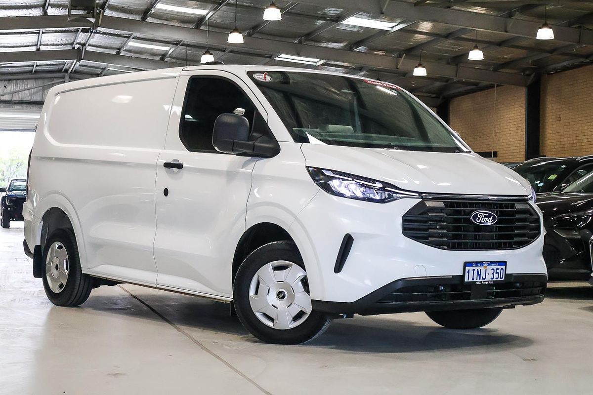 2023 Ford Transit Custom Trend 320S AV SWB Low Roof