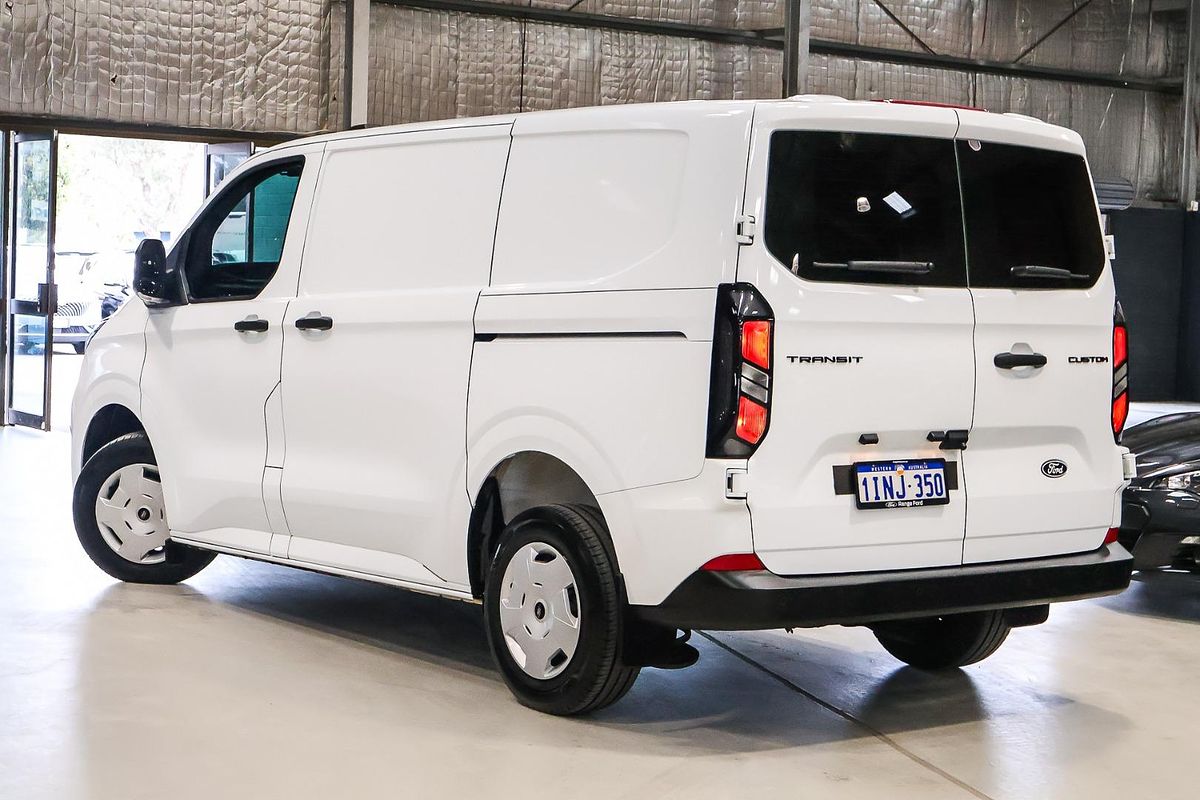 2023 Ford Transit Custom Trend 320S AV SWB Low Roof