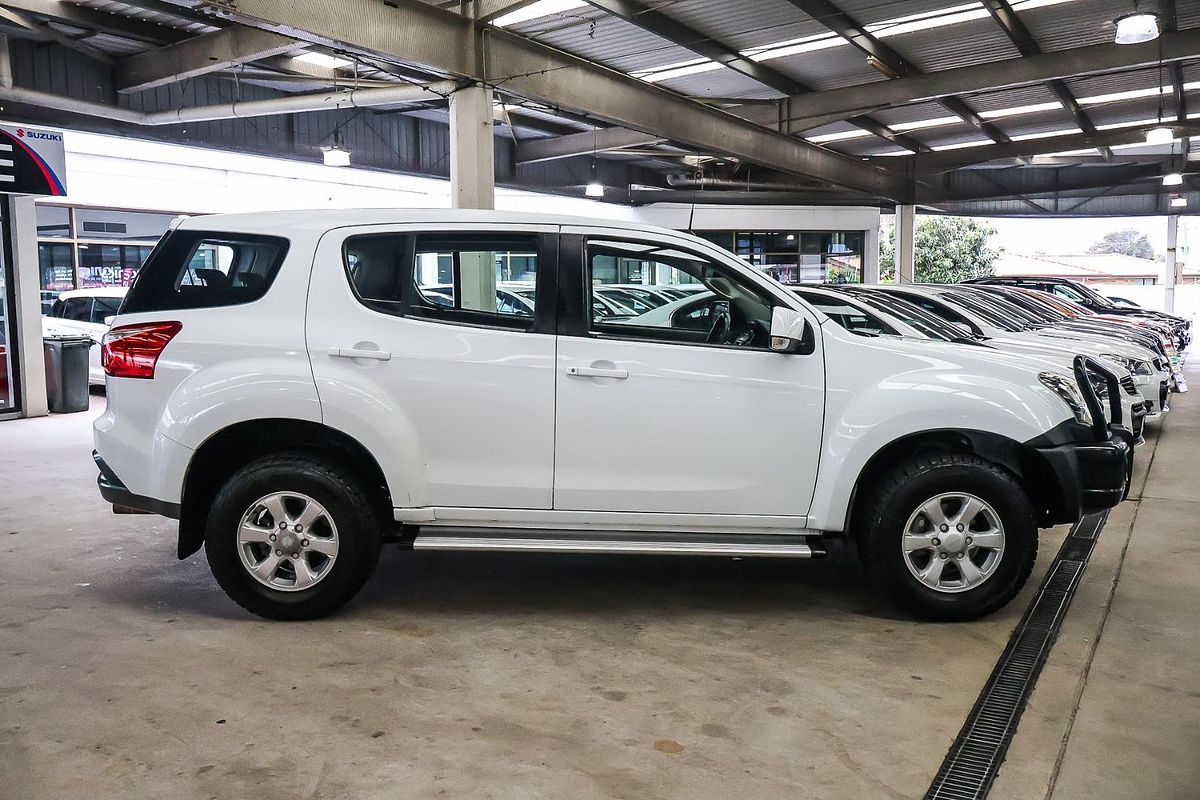 2017 Isuzu MU-X LS-M