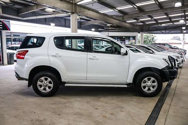 2017 Isuzu MU-X LS-M