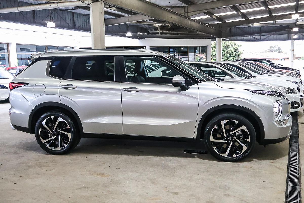 2023 Mitsubishi Outlander Aspire ZM