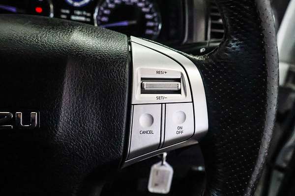 2017 Isuzu MU-X LS-M