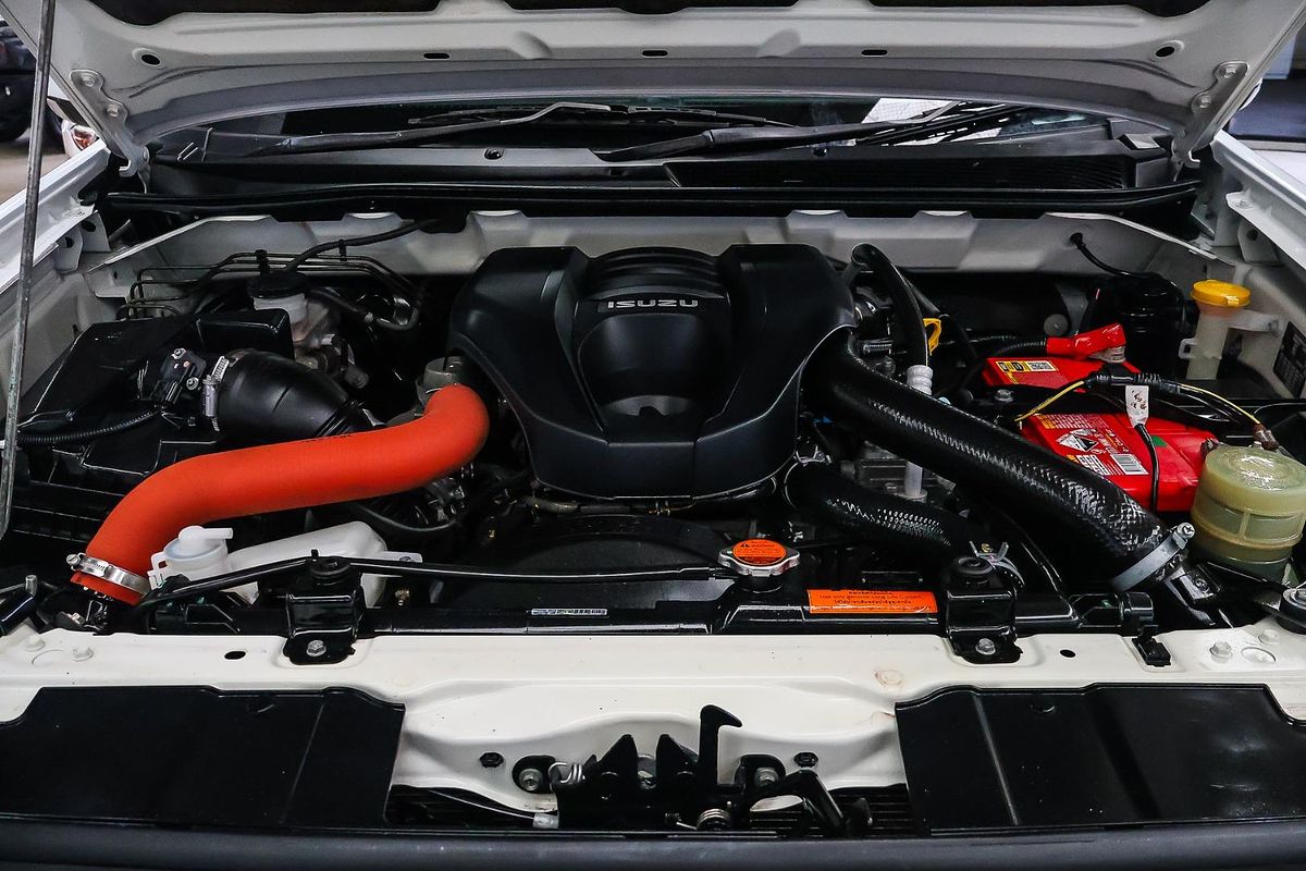 2017 Isuzu MU-X LS-M